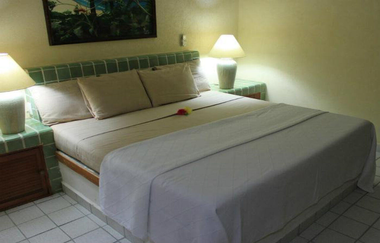 Отель Coral Ixtapa Икстапа Экстерьер фото