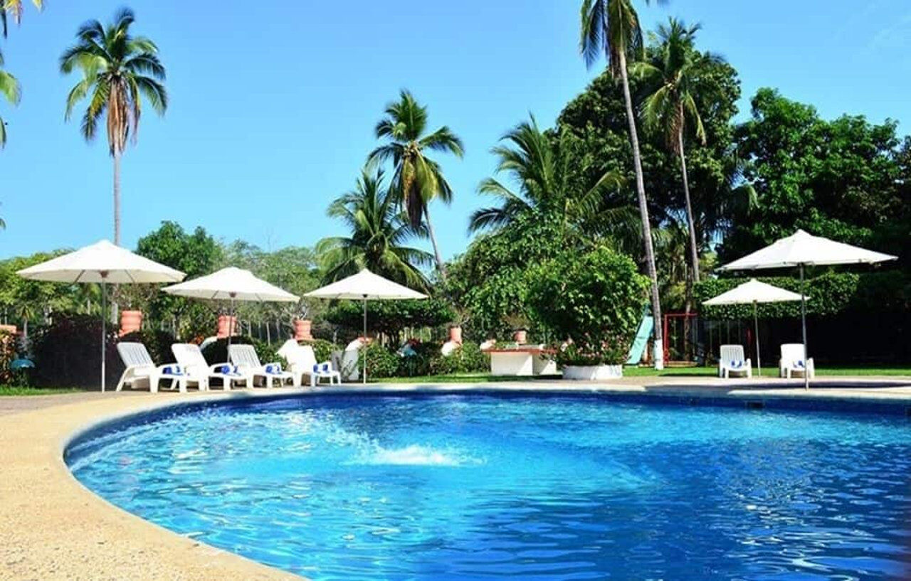 Отель Coral Ixtapa Икстапа Экстерьер фото